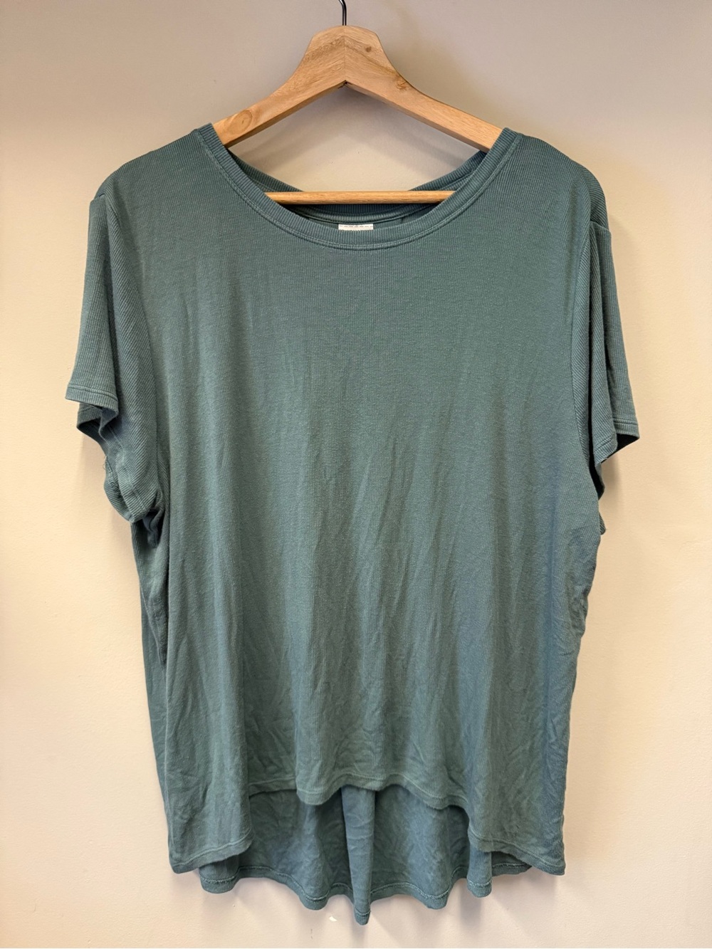 Athleta Relaxed Short Sleeve Tee in Sage Green